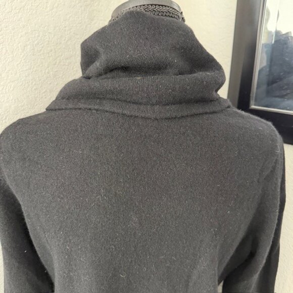 LL Bean 100% Cashmere Black Cowl Turtleneck Sweater Medium - Picture 8 of 11